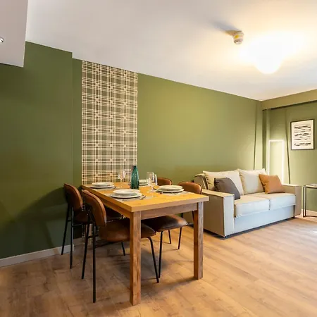 アパートホテル Le Mallet, Courmayeur, Alpine Homesuite クールマイユール