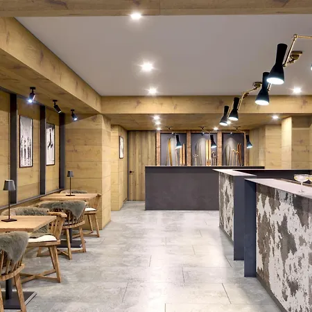 Le Mallet, Courmayeur, Alpine Homesuite アパートホテル 3*