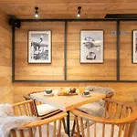 Ξενοδοχείο με διαμερίσματα Le Mallet, Courmayeur, Alpine Homesuite 3*