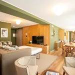 Ξενοδοχείο με διαμερίσματα Le Mallet, Courmayeur, Alpine Homesuite