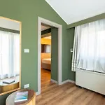Ξενοδοχείο με διαμερίσματα Le Mallet, Courmayeur, Alpine Homesuite Κουρμαγιέρ