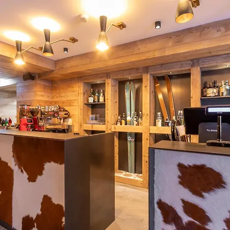 Le Mallet, Courmayeur, Alpine Homesuite Aparthotel Courmayeur