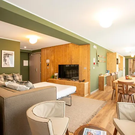 Aparthotel Le Mallet, Courmayeur, Alpine Homesuite