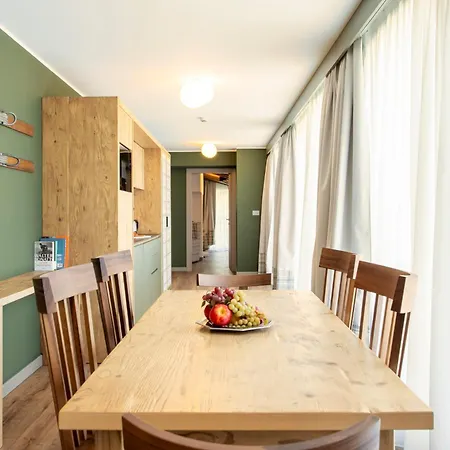 Aparthotel Le Mallet, Courmayeur, Alpine Homesuite 3*