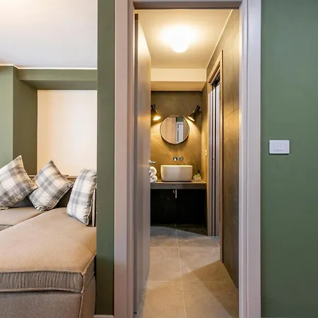 Le Mallet, Courmayeur, Alpine Homesuite 3* كورمايور