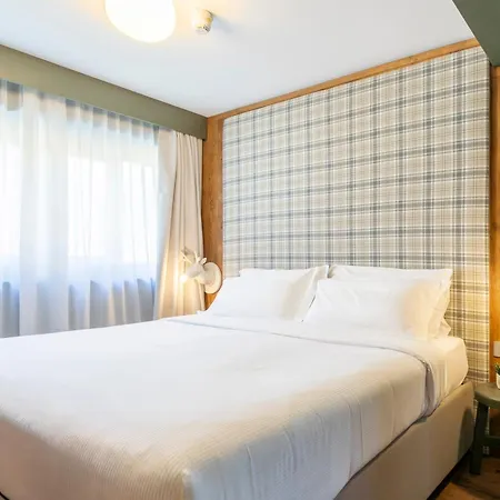 Le Mallet, Courmayeur, Alpine Homesuite 3* クールマイユール