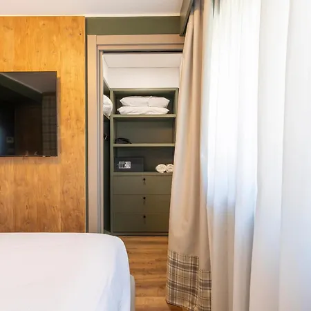 Apart Otel Le Mallet, Courmayeur, Alpine Homesuite Courmayeur