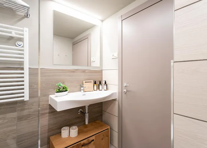 Le Mallet, Courmayeur, Alpine Homesuite Апарт-отель